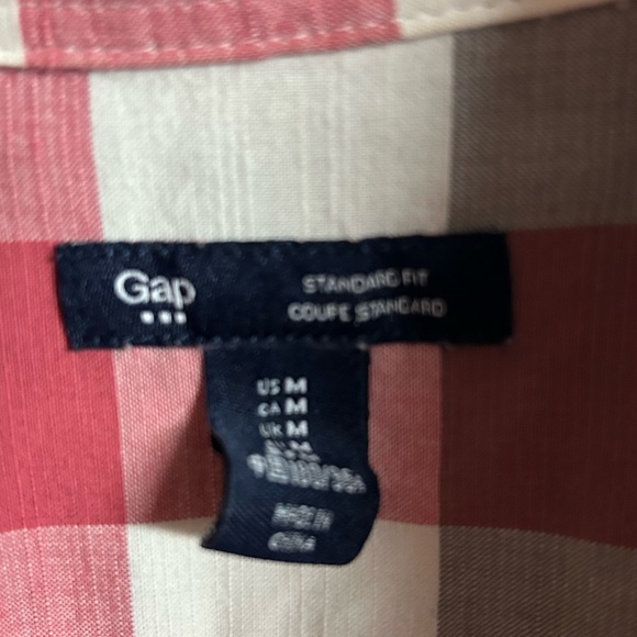 Gap button up - Picture 2 of 3